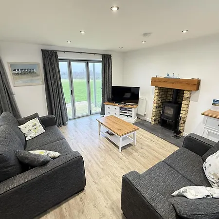 Brigg View - Seaview And Balconies - Part Of The The Bay Village With Pool, Gym And Direct Access, Pub, Restaurant, Tennis And Meadows Walks 別荘