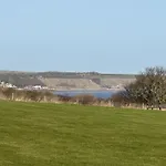 Brigg View - Seaview And Balconies - Part Of The The Bay Village With Pool, Gym And Direct Access, Pub, Restaurant, Tennis And Meadows Walks