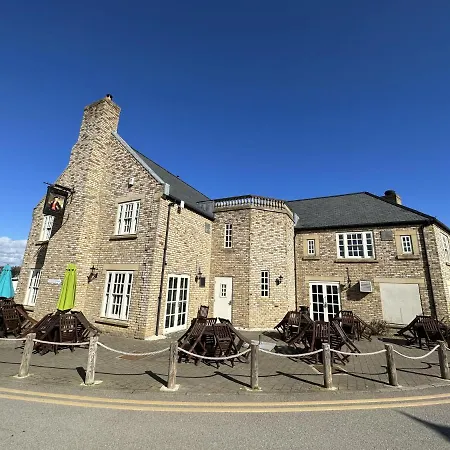 Brigg View - Seaview And Balconies - Part Of The The Bay Village With Pool, Gym And Direct Access, Pub, Restaurant, Tennis And Meadows Walks * Filey
