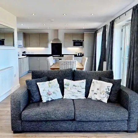 Hébergement de vacances Brigg View - Seaview And Balconies - Part Of The The Bay Village With Pool, Gym And Direct Access, Pub, Restaurant, Tennis And Meadows Walks
